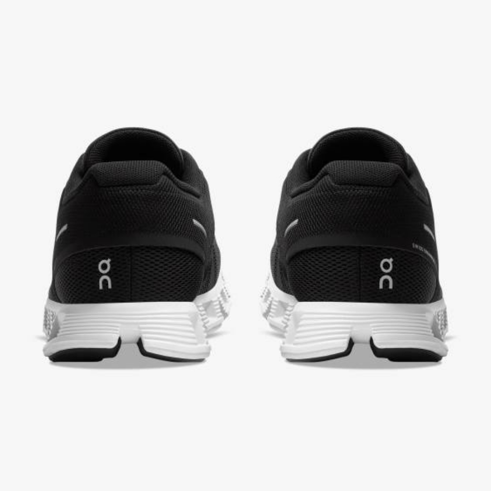 On Running Cloud 5 Women's Sneakers Black/White Size 9 LIKE NEW - Picture 5 of 15